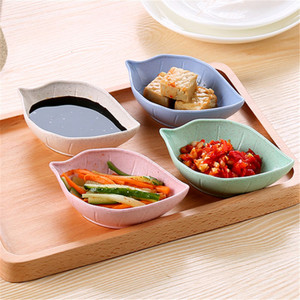 Ensemble de 4 plats à condiments en forme de feuille, style oriental en céramique, pour servir de la sauce soja, du vinaigre, des cornichons et des en-cas - Product Image 1