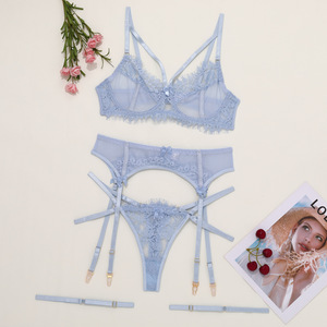 Conjunto de Lencería Sexy para Mujer, 3 Piezas, con Encaje Floral, Tela Transparente, Sujetador, Liguero y Tanga, Ropa Interior Íntima para Dama - Product Image 5