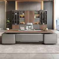 Bureau de direction moderne de luxe en forme de L avec double piétement, table de patron haut de gamme, mobilier de bureau premium avec armoires de rangement