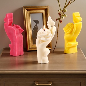 Molde de Silicona para Velas Aromáticas con Diseño de Mariposa TangChu Posada en un Dedo - Product Image 2
