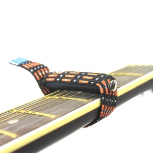 Clip per Accordatura Alice A008-A per Chitarra Acustica, in Gomma + Materiale Elastico, Prodotto a Guangdong per Strumenti Musicali - Product Image 4