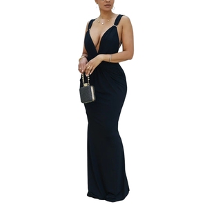 เดรสยาวทรงปลายหางปลาสีพื้นเซ็กซี่ คอลึก เปิดหลัง ไร้แขน แฟชั่นสำหรับผู้หญิง - Product Image 3