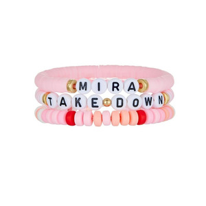 2024 Großhandel Maßgefertigte Polymer-Tonperlen Armband Schmuck Personalisiertes Namens-Buchstaben-Freundschaftsarmband für Frauen - Product Image 4