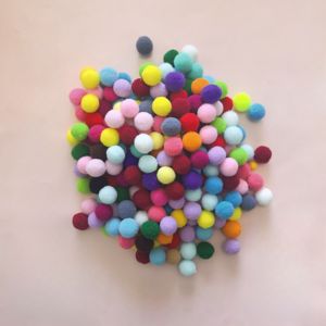 Colori assortiti pompon artigianali fornisce palline di pompon di piccole dimensioni da 5mm a 30mm per arte e creatività - Product Image 1
