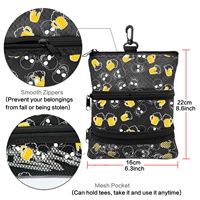 Sac de golf Amrta portable en polyester durable, imprimé sur mesure, multi-poches, avec clip et fermeture éclair, pour tees et balles de golf