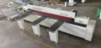 Scie à panneaux automatique à mouvement alternatif pour le travail du bois, machine de découpe de bois CNC