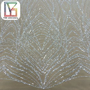 <span class=keywords><strong>Tulle</strong></span> francese <span class=keywords><strong>ricamato</strong></span> <span class=keywords><strong>bianco</strong></span> tessuto di pizzo da sposa con perline e paillettes per abito da sposa - Product Image 5