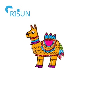 Fabricación de alfileres de animales esmaltados, broche de Piñata, Pin de solapa, insignia de Pin esmaltado de <span class=keywords><strong>Llama</strong></span> arcoíris colorido personalizado - Product Image 4