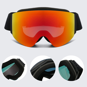 Occhiali da Sci Professionali Antiappannamento a Doppio Strato Ribaltabili UV400 per Sport all'Aperto e Alpinismo - Product Image 5