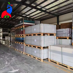 Trong suốt đúc tấm <span class=keywords><strong>Acrylic</strong></span> thân thiện với môi cắt tùy chỉnh cho ứng dụng quảng cáo - Product Image 1