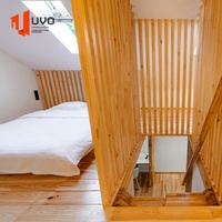 Maison préfabriquée modulaire de type loft de 42 m² avec balcon et jacuzzi extérieur, maison miniature préfabriquée de luxe pour les locations de villas et Airbnb