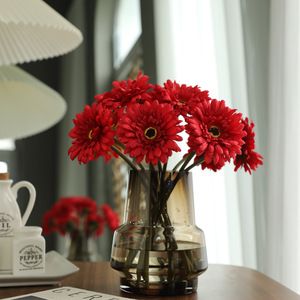 Fleur artificielle de gerbera en soie, haute simulation, style pastoral, décoration intérieure, accessoires de mariage - Product Image 3