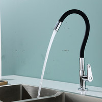 Tube en silicone multicolore Robinet de cuisine à col flexible et rotatif à 360 ° Robinet d'eau froide unique Robinets d'évier de cuisine en laiton moderne
