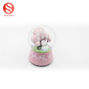 100mm estilo japonés resina <span class=keywords><strong>Rosa</strong></span> oriental Cerezo encantador conejo diseño agua nieve globo - Product Image 3