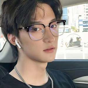 Gafas de Computadora con Marco Metálico Cuadrado y Logotipo Personalizado, Fotocromáticas, Anti Radiación, Luz Azul, para Hombre y Mujer - Product Image 5