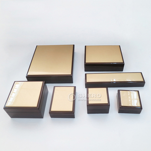 Green Wholesale Custom Premium Wooden Jewelry Packaging Boxes for Necklace Bracelet Ring <b>Earrings</b> Boxes Jewelry <b>Box</b> - Product Image 2