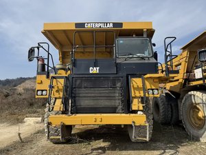 รถดัมพ์มือสอง CAT 773E สำหรับงานเหมือง แบบมีข้อต่อ ขับเคลื่อนด้วยดีเซล 4x2 ความจุมากกว่า 50 ตัน กำลัง 501 กิโลวัตต์ มาตรฐานไอเสียยูโร 2 เกียร์อัตโนมัติ พร้อมระบบปรับอากาศ บริการนอกสถานที่ ขายแล้ว - Product Image 5