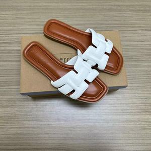 2024 mới giản dị của Phụ nữ dép phẳng cộng với kích thước 37-41 dép với nền tảng phong cách nối và ràng buộc thiết kế - Product Image 5