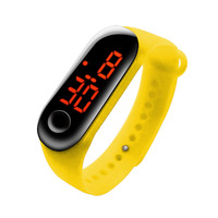 Montre-bracelet populaire pour hommes Montre à LED numérique à écran tactile M3 Smart