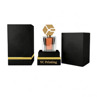 Boîte d'emballage carrée en carton rigide noir avec logo personnalisé pour flacon de parfum Attar, avec insert et poignée.