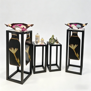 ชั้นวางสินค้าแบบตั้งพื้นโลหะสไตล์มินิมอลทันสมัยสำหรับวางสินค้าในห้องน้ำ เช่น สบู่ แชมพู ผลิตภัณฑ์ดูแลเส้นผม เหมาะสำหรับร้านค้าปลีก - Product Image 1