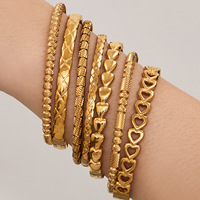 Bracelet en acier inoxydable plaqué or 18 carats avec fermoir multi-styles et zircon en forme de cœur pour femme - Vente en gros de bijoux de mode