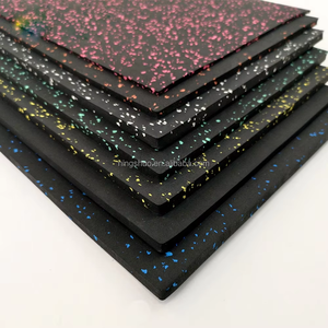 Dalles de sol en <span class=keywords><strong>caoutchouc</strong></span> EPDM haute densité amortissantes colorées Ningshuo NSRT0440 pour crossfit en salle, 500x500 mm, rouleaux de sol, <span class=keywords><strong>tapis</strong></span> de gym - Product Image 6
