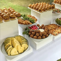 SHP Personnalisé Qualité Supérieure Blanc Buffet Acrylique Riser Cube Affichage Nesting Risers Lucite Carré Alimentaire Piédestal Boîte Présentoir