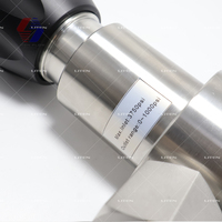 Régulateur de pression Entrée 3750 PSIG Sortie 1500 PSIG Ventilation avec ports de manomètre Cv 2 Acier inoxydable 316L Similaire à Tescom