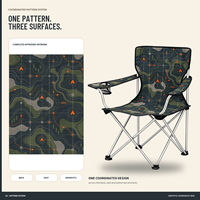 Chaises de camping pliables en gros avec porte-gobelet latéral et logo et motif personnalisés pour les voyages en plein air et les excursions tout-terrain