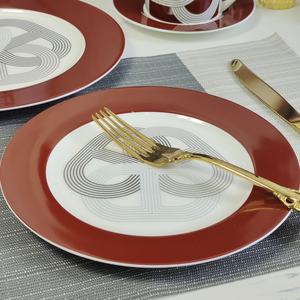 Prix d'usine Nordic Red Track Ensemble de 2 assiettes plates en porcelaine fine - Product Image 3