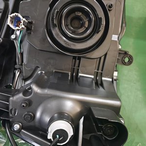 Phares Avant LED Neufs Monobloc Noirs Condition Neuf pour Nissan Patrol Y61 2005, Éclairage Extérieur Automobile Couleur 6000K - Product Image 4