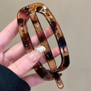 Simple Elegant Oval Crystal Hair <b>Clip</b> for Women Twist Detail Back Head Large Size Perfect Updos Voluminous Hairstyles Gift - Product Image 4