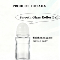 Bouteille anti-transpirant vide de 50ml en verre de forme unique personnalisée Bouteilles de déodorant à bille roulante Bouteilles à bille roulante avec couvercle en plastique