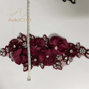 Atacado Barato DIY Luxuoso Aplique de Renda Bordado com Miçangas, Motivo Floral 3D, <span class=keywords><strong>Patches</strong></span> de Strass com Diamantes para Costura em Tecido de <span class=keywords><strong>Chiffon</strong></span> - Product Image 3