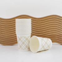 Gobelets en papier jetables à paroi simple, imprimé à carreaux beige, légers, empilables, pour café, thé, boissons froides, logo personnalisé