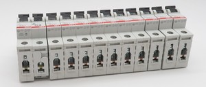 New and Original 12x S201 <strong>B10</strong> 10A with <strong>phase</strong> rail Stock in Warehouse - Product Image 4