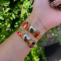 2025 nouveauté unisexe mode bijoux plaqué or Bracelets argent Bracelet lettre cerise coeur breloque pour femmes Couple cadeau