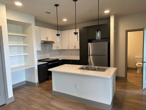 Toptan Modern Beyaz Shaker Tarzı Modüler Mutfak Dolabı Seti Özel Tasarım Lavabo Bataryası Menteşe Çekmece Rayı Sepet Üretimi - Product Image 5