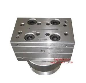 Multi cavity high speed PVC cable trunking mould / Die tool