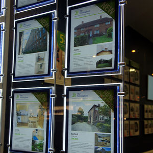 Treo Hộp Đèn Led Bất Động Sản Khung Cửa Sổ Poster Quảng Cáo Led Hiển Thị Dấu Hiệu - Product Image 6