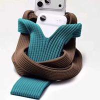 Sac à Téléphone Tendance en Tricot 3D Officiel de Haute Qualité avec Poche Latérale 80CM en Polyester – Accessoire de Mode pour iPhone