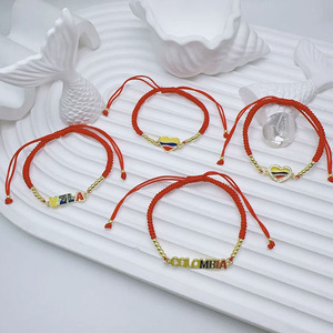 Pulsera de la Amistad BM3032 con Dije de <span class=keywords><strong>Corazón</strong></span> de Bandera Patriótica Esmaltada de Colombia y Venezuela, Cuerda Roja de Macramé, Edición Fútbol 2026 - Product Image 2
