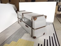 Table basse ouverte double face en aluminium avec garniture en rotin métallique, style mid-century, pour salon, mobilier de maison
