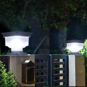Lampe de colonne de porte principale à LED moderne et étanche à l'énergie solaire pour l'extérieur, la maison et le jardin - Product Image 2