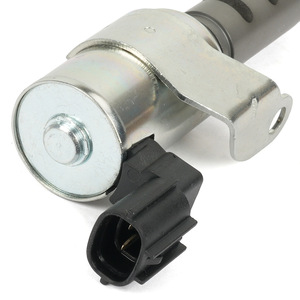 Vanne solénoïde Toyota VVT 1533046010 12V pour le contrôle de l'huile du vilebrequin - Product Image 3