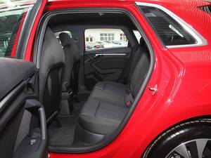 <span class=keywords><strong>Audi</strong></span> <span class=keywords><strong>A3</strong></span> 2022 <span class=keywords><strong>Sportback</strong></span> 35 TFSI Edición de Lujo Gasolina/Petrolio Sedán Usado Jiben Auto Cars - Product Image 6