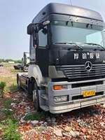 HOWO — tête de camion benne à basculer d'occasion, 371/375/420/ ISUZU 50/70/125, 10 roues