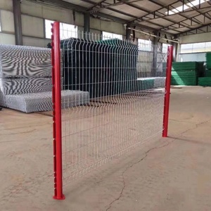 Clôture en treillis soudé galvanisé à chaud 3D ondulé de 6 <span class=keywords><strong>pieds</strong></span>, calibre 12, traité thermiquement, pour jardin, ferme, cour arrière, aéroport - Vente en gros à prix réduit - Product Image 2