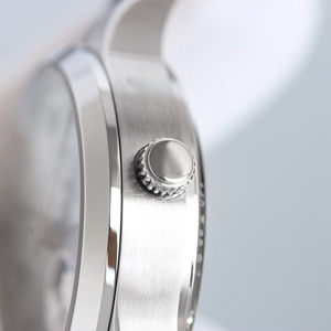 Reloj de Lujo Personalizado, Mecánico Automático, Esfera Plateada Texturizada, Diseño Celestial con Triple Fecha, Caja de Acero Plateado, para Caballeros - Product Image 3